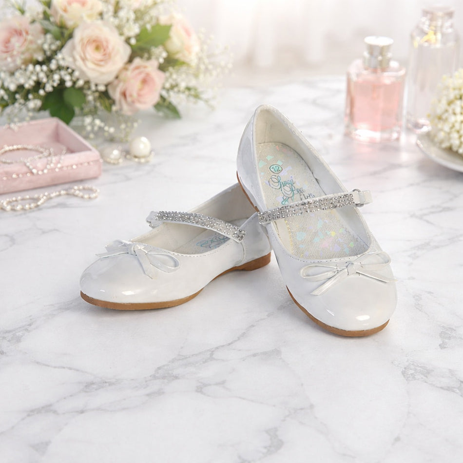 NEW Girl's Communion Dress Shoe - White/Patent Leather Flat Shoe with Rhinestone Strap - Size 13T