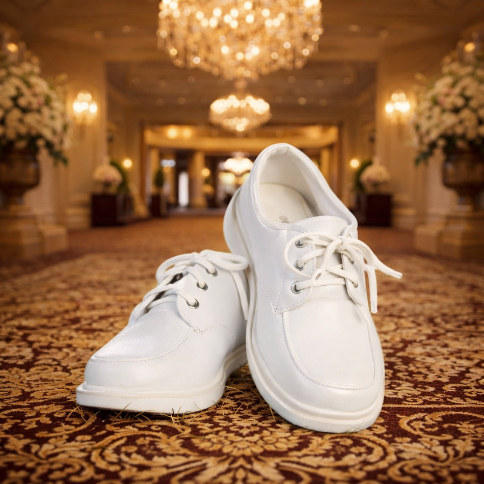 NEW Boy's Communion Dress Shoe - White/Matte Lace Up - Size 3